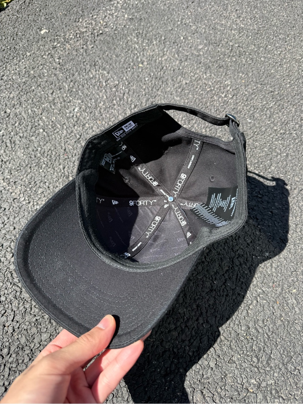 Saint laurent hat authentic - Picture 8 of 9